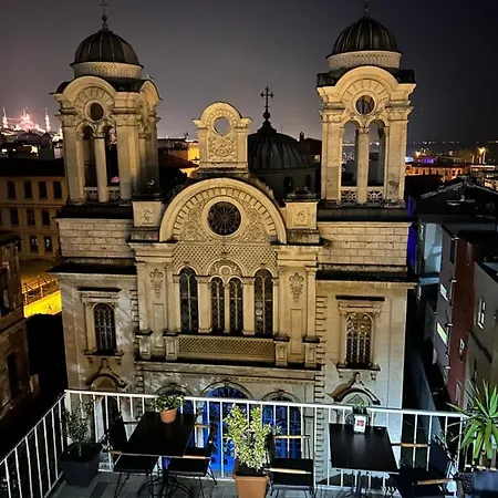 Global 2022 3* Istanboel