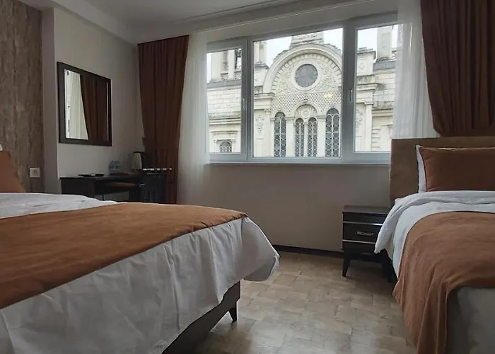 Hotel Global 2022 3*