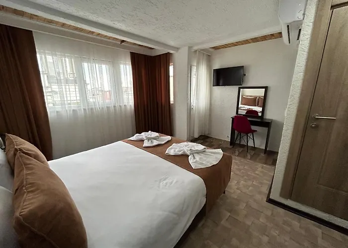 Hotel Global 2022 3*
