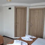Global 2022 Hotel