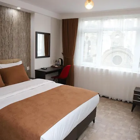 Global 2022 Hotel *