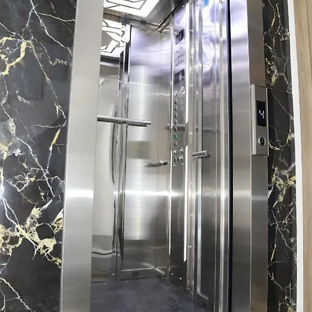Global 2022 Hotel 3*