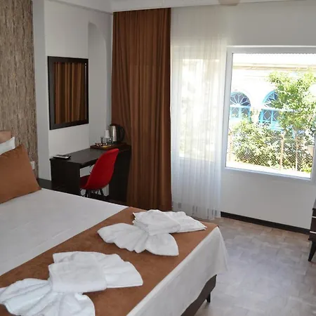 Global 2022 Hotel