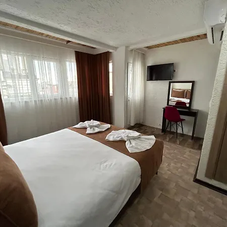 Hotel Global 2022 *