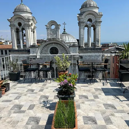 Hotel Global 2022 3*