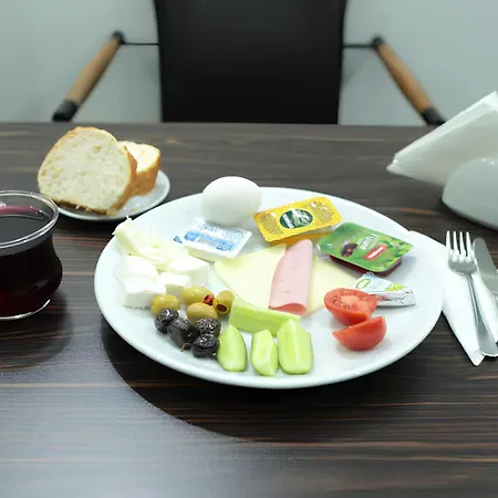 Отель Global 2022